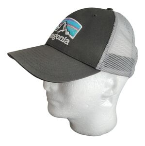 Patagonia P-6 Logo Trucker Hat (Snapback)